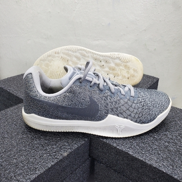 Nike Shoes Mens 7 Kobe Mamba Instinct Pure Platinum Gray 852473-002 Basketball - Picture 7 of 14